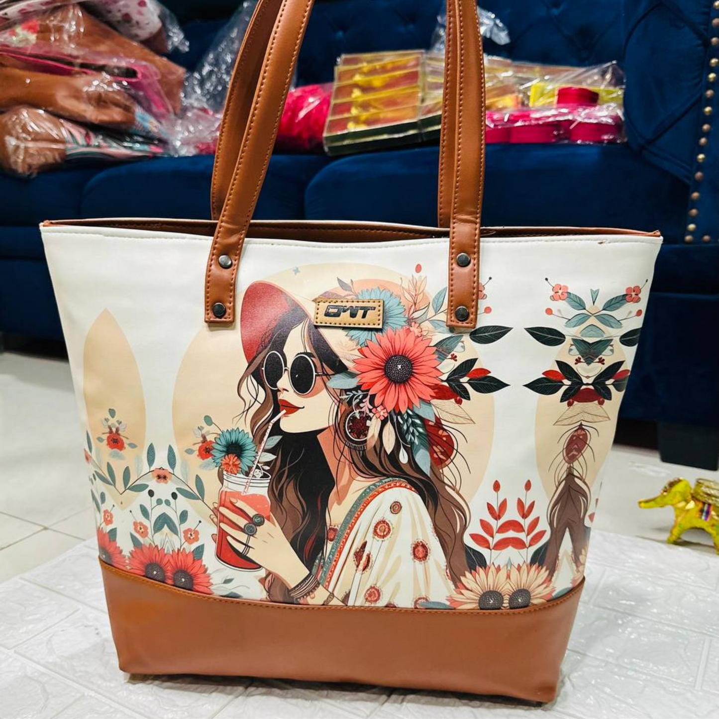 TOTE GIRL BROWN G3