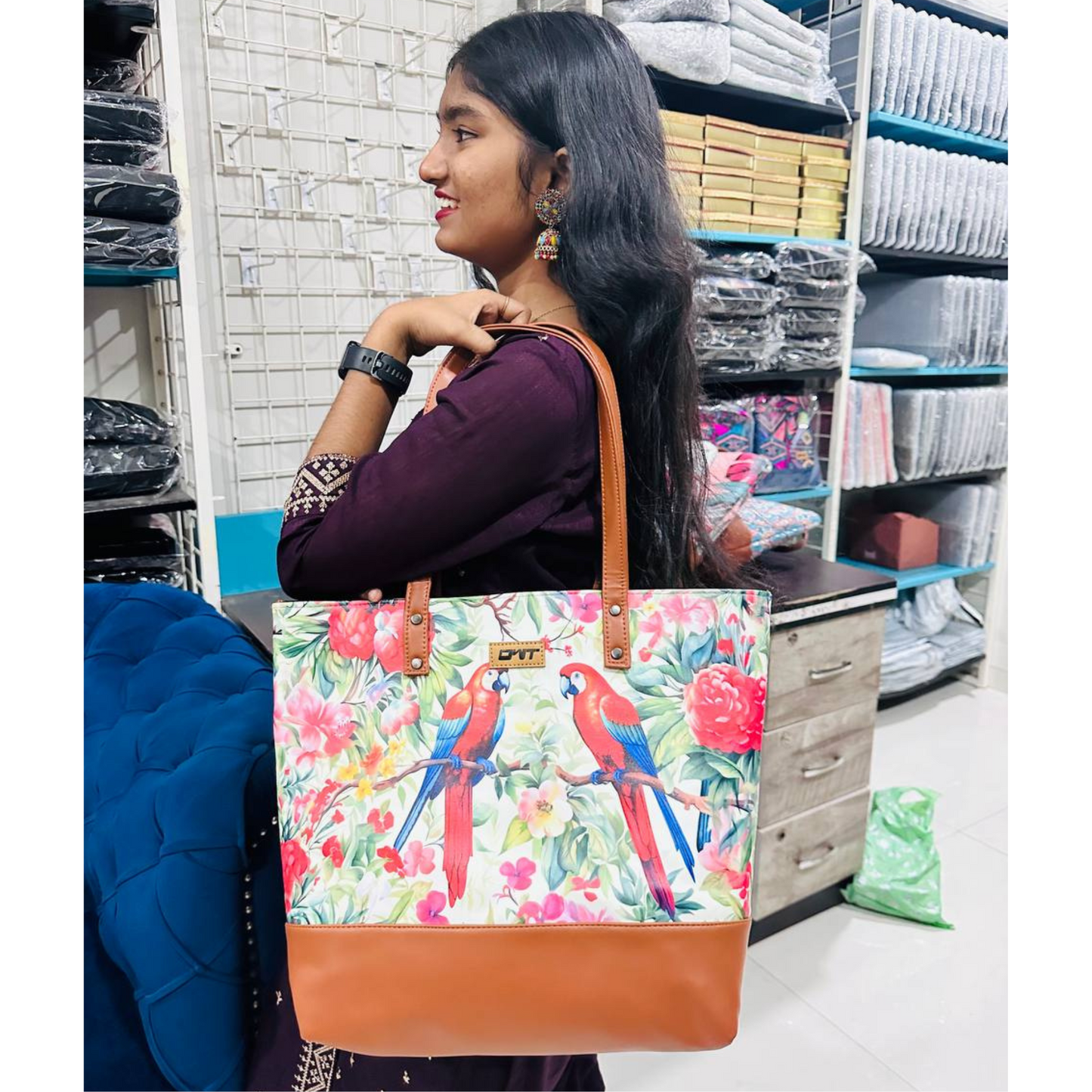 TOTE PARROT PRINT G1