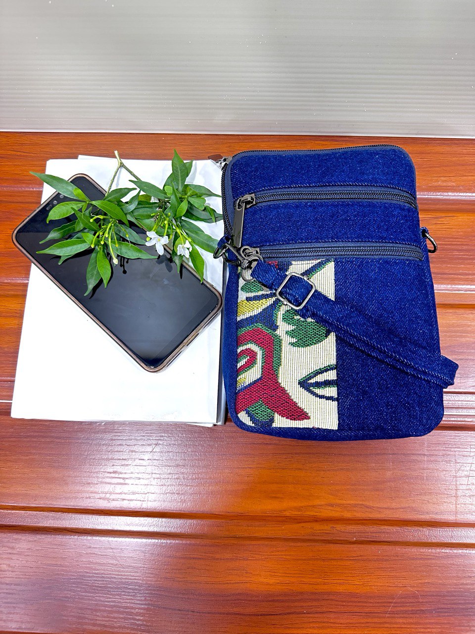 DURABLE GREEN AND MAROON DENIM MOBLIE SLING BAG - H2