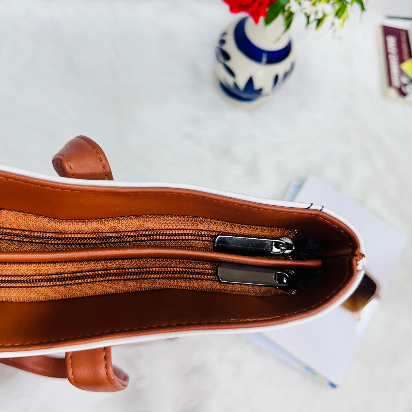 TOTE GIRL BROWN G3
