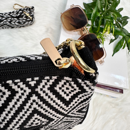 DURABLE BLACK And White Baguette BAG - F2
