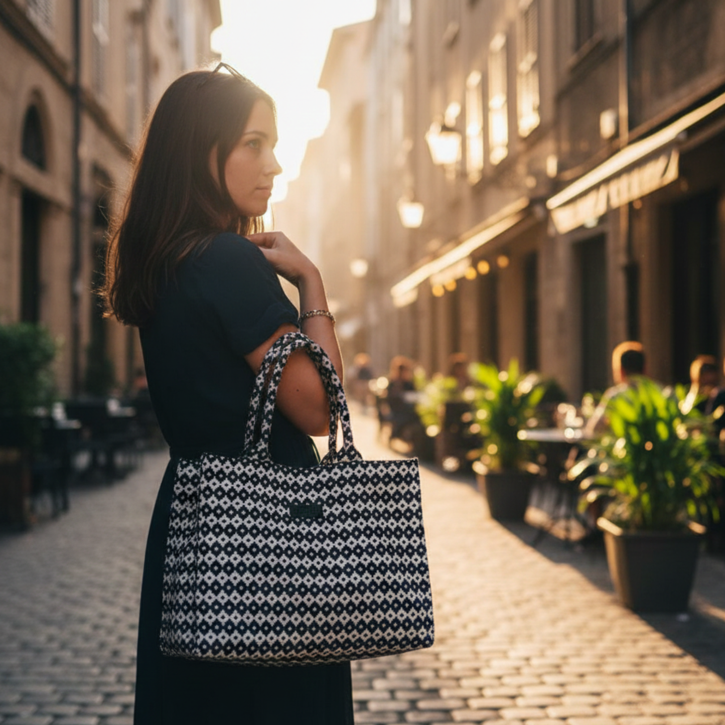 EMMY BOX TOTE BAGM - D2